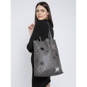 Accessorizes shopping bag